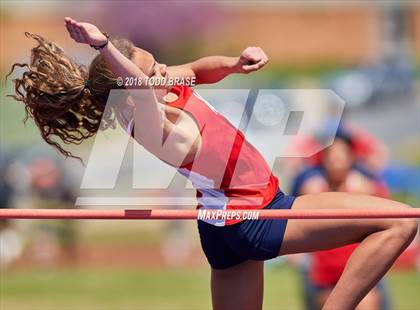 Thumbnail 3 in Texas Roadhouse DC TC Relays (Girls) photogallery.