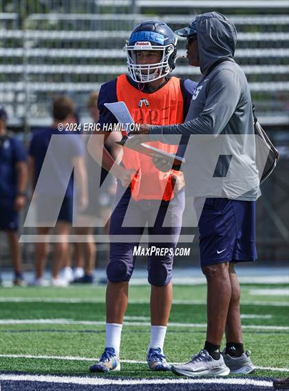 Thumbnail 1 in Loyola (Blue White Scrimmage) photogallery.