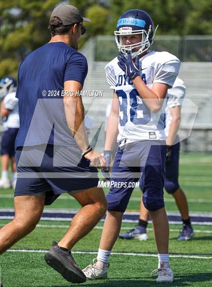 Thumbnail 1 in Loyola (Blue White Scrimmage) photogallery.