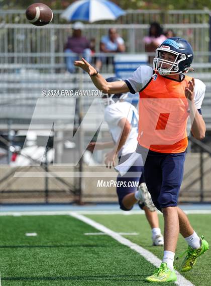 Thumbnail 2 in Loyola (Blue White Scrimmage) photogallery.