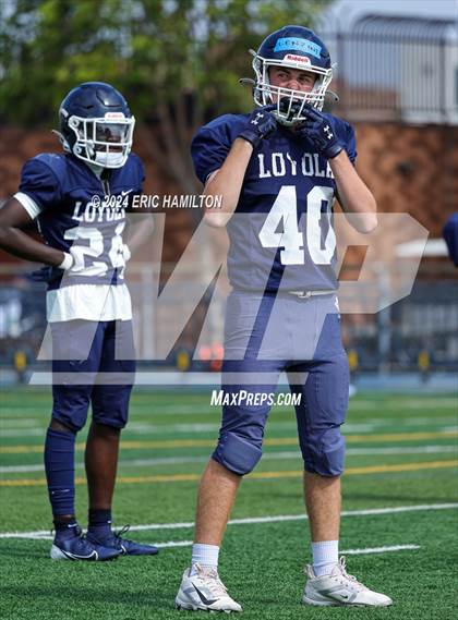 Thumbnail 3 in Loyola (Blue White Scrimmage) photogallery.