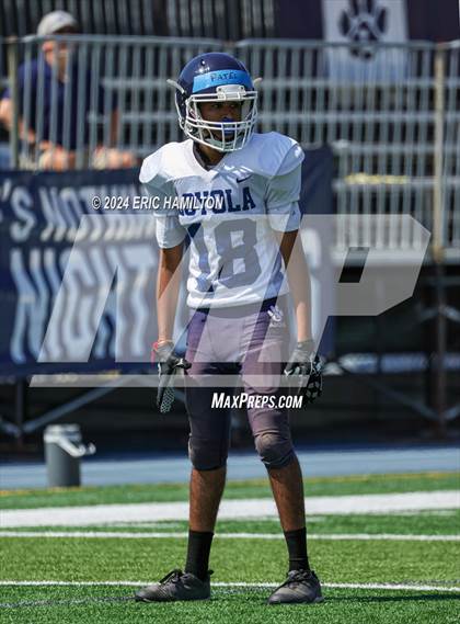 Thumbnail 3 in Loyola (Blue White Scrimmage) photogallery.