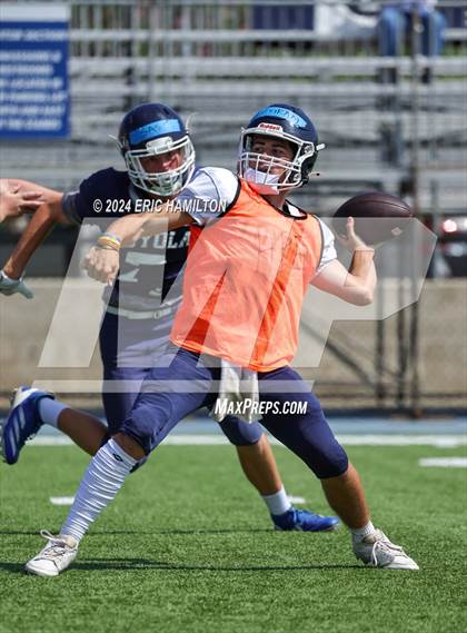 Thumbnail 1 in Loyola (Blue White Scrimmage) photogallery.