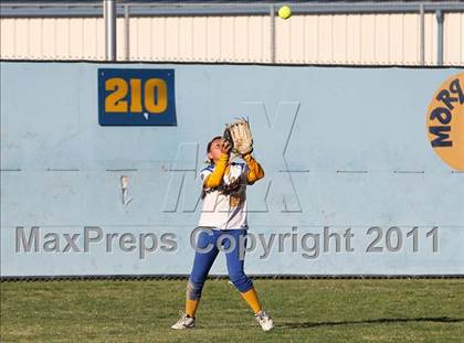 Thumbnail 3 in Franklin vs. Poly (CIF LACS Invitational Final) photogallery.