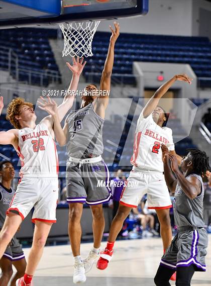Thumbnail 2 in Bellaire v Ridge Point (UIL 6A Area Playoff) photogallery.