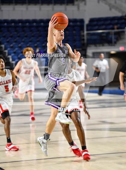 Thumbnail 1 in Bellaire v Ridge Point (UIL 6A Area Playoff) photogallery.