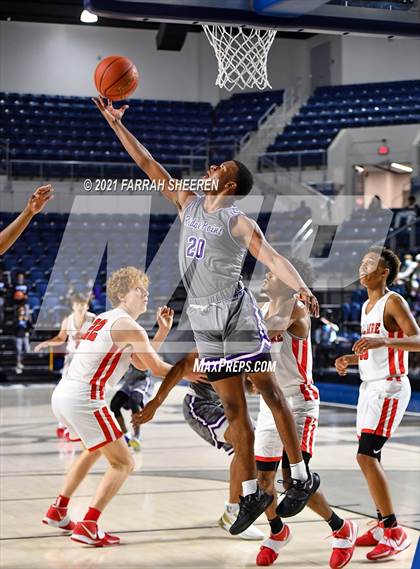 Thumbnail 2 in Bellaire v Ridge Point (UIL 6A Area Playoff) photogallery.