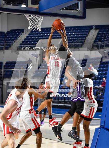 Thumbnail 2 in Bellaire v Ridge Point (UIL 6A Area Playoff) photogallery.