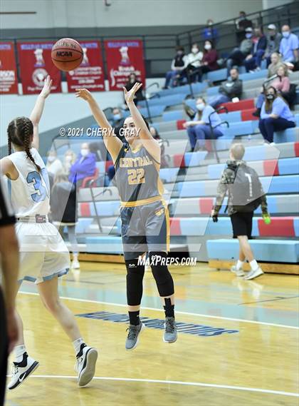 Thumbnail 3 in Sullivan Central @ Sullivan South photogallery.