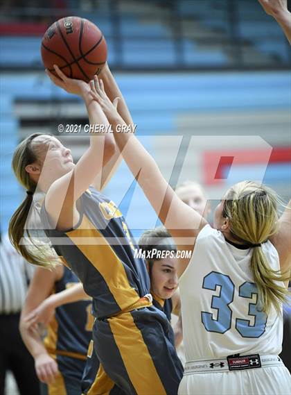 Thumbnail 1 in Sullivan Central @ Sullivan South photogallery.
