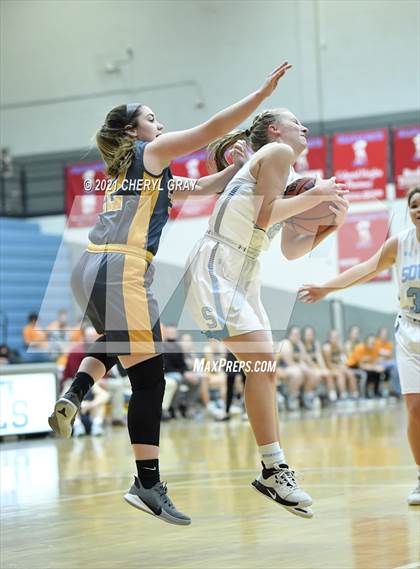 Thumbnail 3 in Sullivan Central @ Sullivan South photogallery.