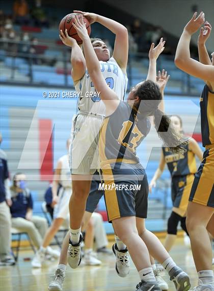 Thumbnail 2 in Sullivan Central @ Sullivan South photogallery.