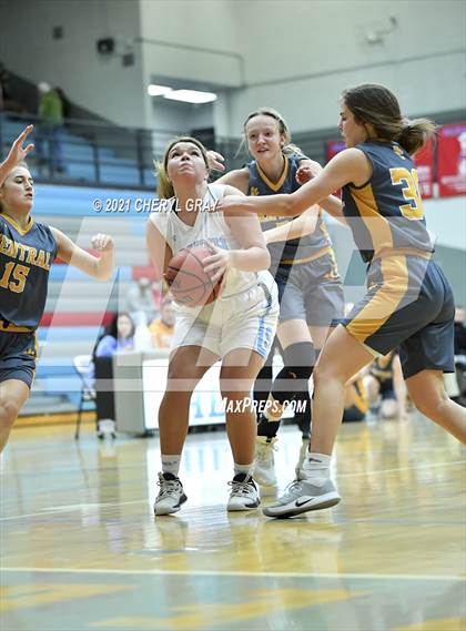 Thumbnail 2 in Sullivan Central @ Sullivan South photogallery.