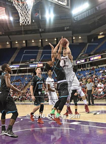 Thumbnail 3 in Sheldon vs. Modesto Christian (CIF SJS D1 Semifinal) photogallery.