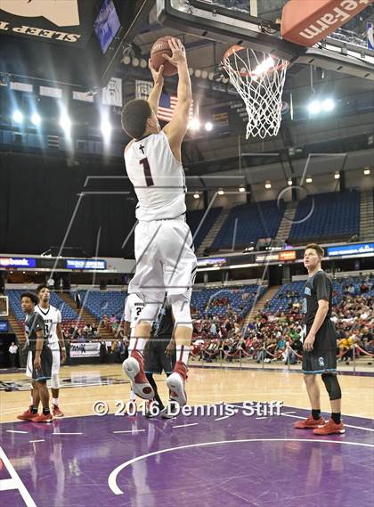 Thumbnail 1 in Sheldon vs. Modesto Christian (CIF SJS D1 Semifinal) photogallery.