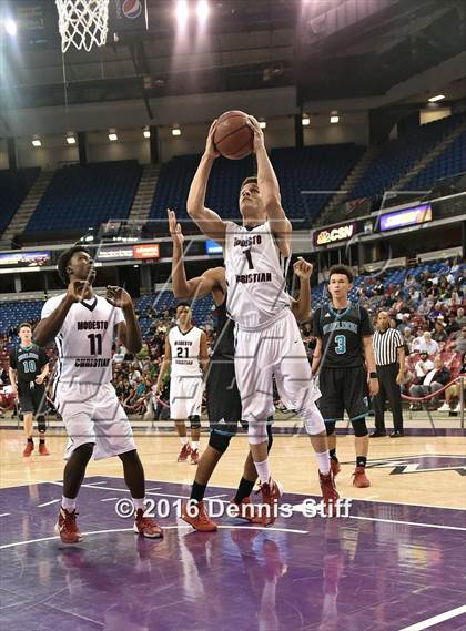 Thumbnail 2 in Sheldon vs. Modesto Christian (CIF SJS D1 Semifinal) photogallery.