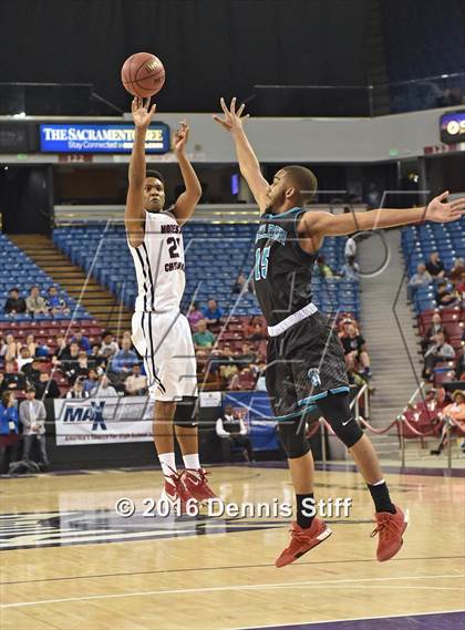 Thumbnail 1 in Sheldon vs. Modesto Christian (CIF SJS D1 Semifinal) photogallery.