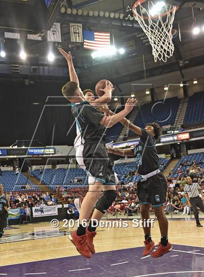 Thumbnail 3 in Sheldon vs. Modesto Christian (CIF SJS D1 Semifinal) photogallery.