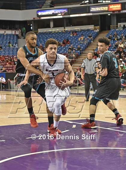 Thumbnail 1 in Sheldon vs. Modesto Christian (CIF SJS D1 Semifinal) photogallery.