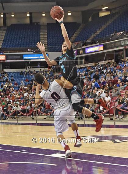 Thumbnail 3 in Sheldon vs. Modesto Christian (CIF SJS D1 Semifinal) photogallery.