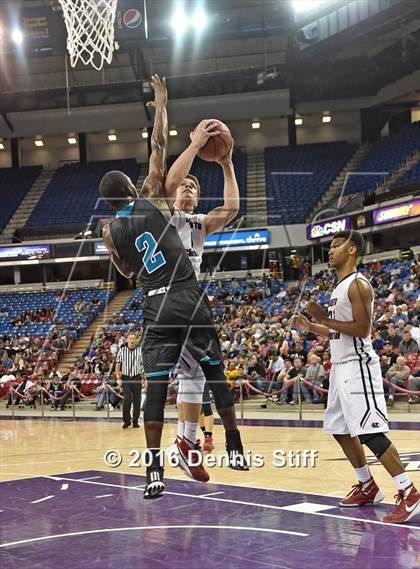 Thumbnail 2 in Sheldon vs. Modesto Christian (CIF SJS D1 Semifinal) photogallery.