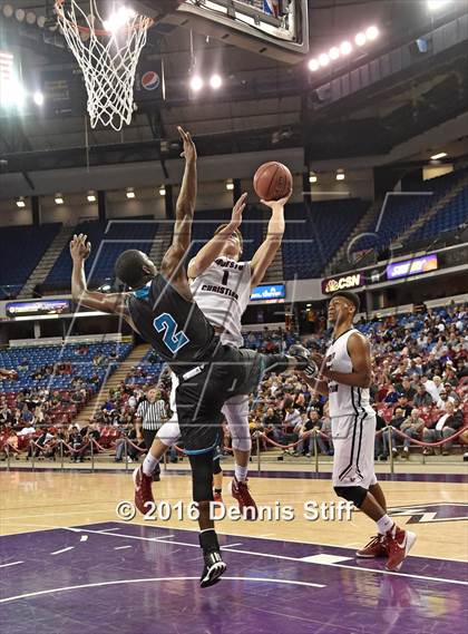 Thumbnail 3 in Sheldon vs. Modesto Christian (CIF SJS D1 Semifinal) photogallery.