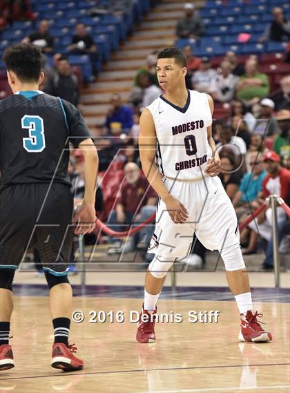 Thumbnail 2 in Sheldon vs. Modesto Christian (CIF SJS D1 Semifinal) photogallery.