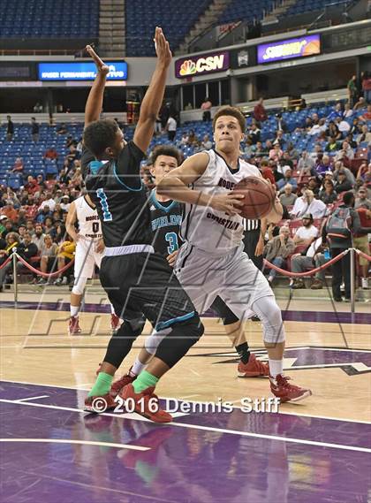 Thumbnail 1 in Sheldon vs. Modesto Christian (CIF SJS D1 Semifinal) photogallery.