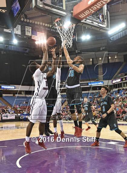 Thumbnail 2 in Sheldon vs. Modesto Christian (CIF SJS D1 Semifinal) photogallery.