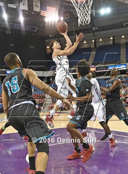 Thumbnail 1 in Sheldon vs. Modesto Christian (CIF SJS D1 Semifinal) photogallery.