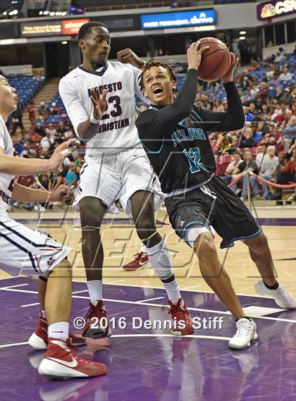 Thumbnail 1 in Sheldon vs. Modesto Christian (CIF SJS D1 Semifinal) photogallery.