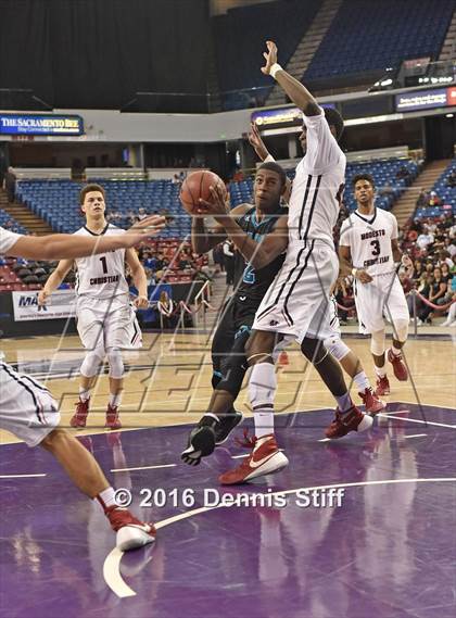 Thumbnail 2 in Sheldon vs. Modesto Christian (CIF SJS D1 Semifinal) photogallery.