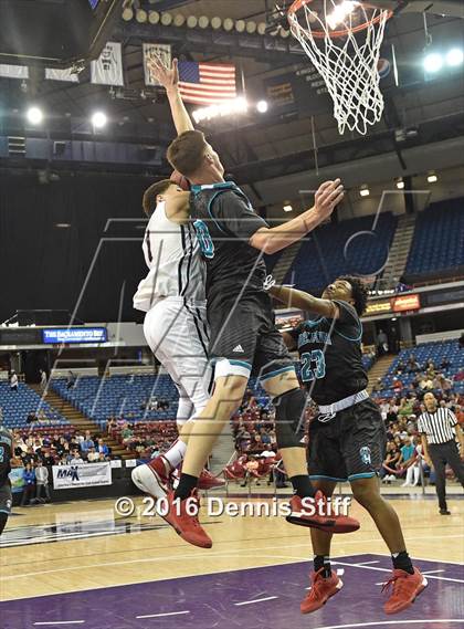 Thumbnail 1 in Sheldon vs. Modesto Christian (CIF SJS D1 Semifinal) photogallery.