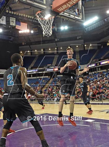 Thumbnail 3 in Sheldon vs. Modesto Christian (CIF SJS D1 Semifinal) photogallery.