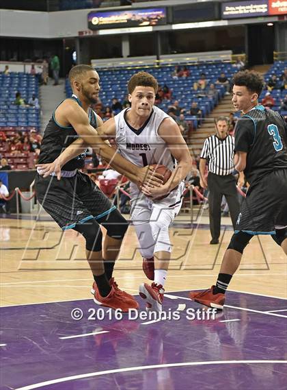 Thumbnail 3 in Sheldon vs. Modesto Christian (CIF SJS D1 Semifinal) photogallery.