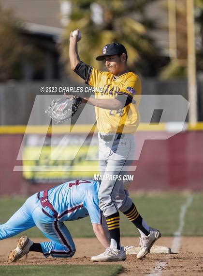 Thumbnail 2 in Ukiah vs Piner photogallery.