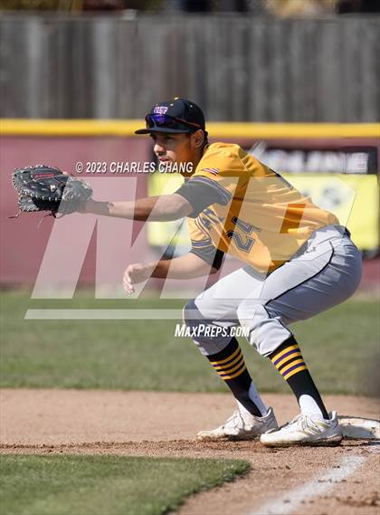 Thumbnail 2 in Ukiah vs Piner photogallery.