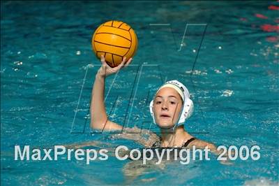 Thumbnail 3 in Villa Park vs Corona del Mar (D2 Section Final) photogallery.