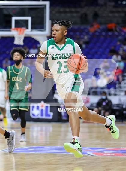 Thumbnail 1 in Tatum vs. Cole (UIL 3A State Championship) photogallery.