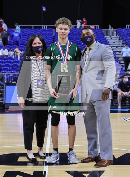 Thumbnail 3 in Tatum vs. Cole (UIL 3A State Championship) photogallery.