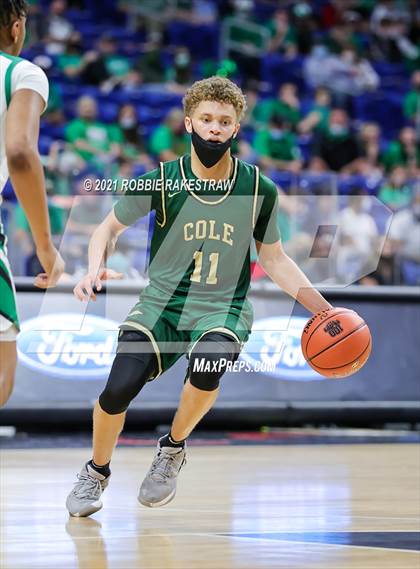 Thumbnail 2 in Tatum vs. Cole (UIL 3A State Championship) photogallery.