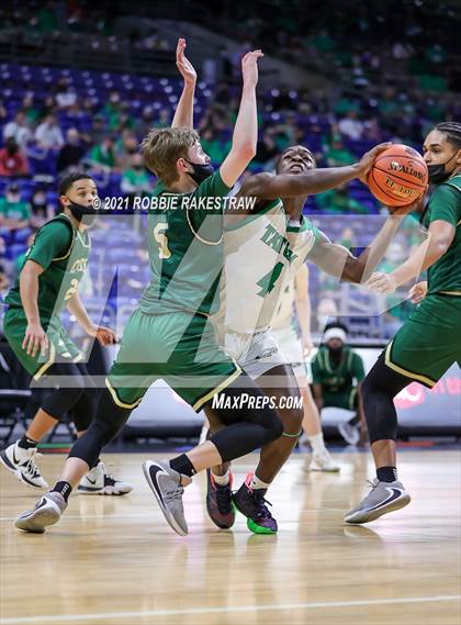 Thumbnail 2 in Tatum vs. Cole (UIL 3A State Championship) photogallery.