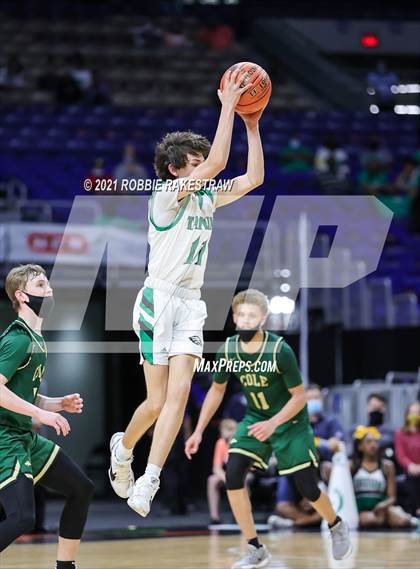 Thumbnail 3 in Tatum vs. Cole (UIL 3A State Championship) photogallery.