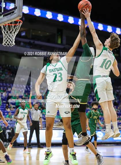 Thumbnail 3 in Tatum vs. Cole (UIL 3A State Championship) photogallery.