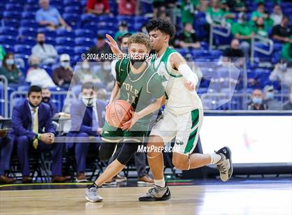 Thumbnail 2 in Tatum vs. Cole (UIL 3A State Championship) photogallery.