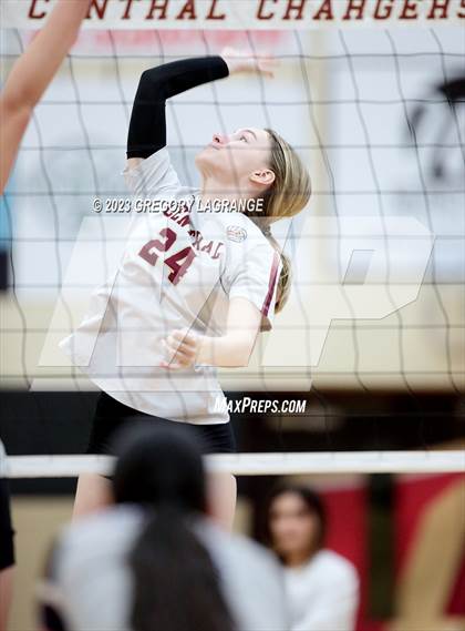 Thumbnail 3 in Timber Creek vs Keller Central photogallery.