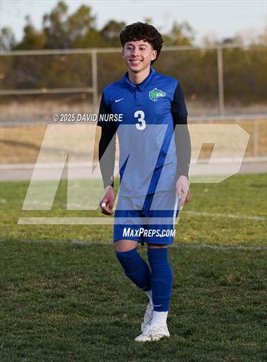 null - Photo 01
