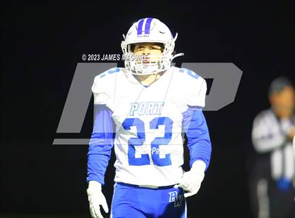 Thumbnail 3 in Port Washington vs. Massapequa photogallery.