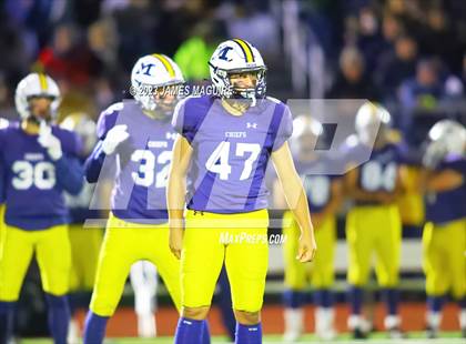 Thumbnail 3 in Port Washington vs. Massapequa photogallery.