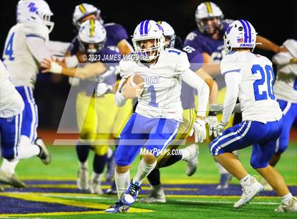 Thumbnail 3 in Port Washington vs. Massapequa photogallery.